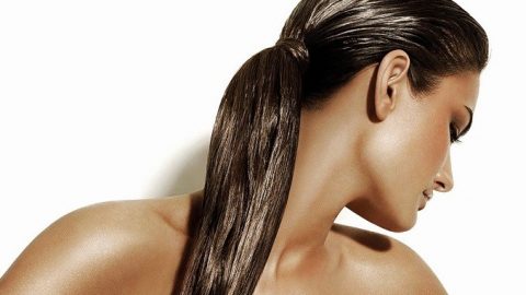 استخدمي ديتوكس الحناء وتخلصي من تساقط الشعر