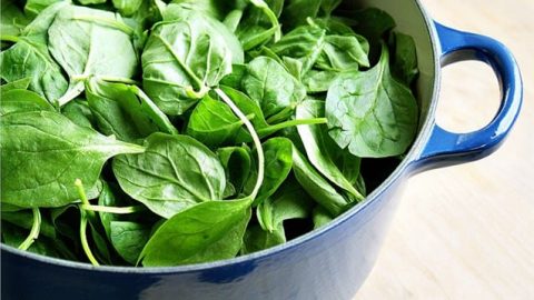 إليك فوائد السبانخ للتخفيف من الوزن