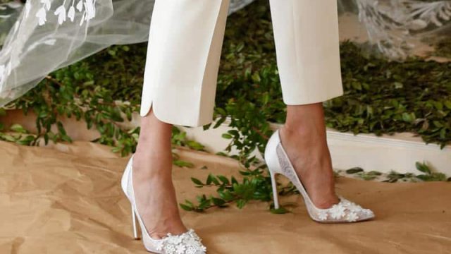 بالصور: أجمل موديلات الأحذية للعروس الكلاسيكية