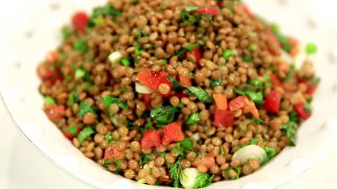 خطوات تجهيز سلطة العدس