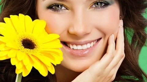 احصلي على بشرة يافعة و أكثر شبابا من دون استخدام البوتوكس