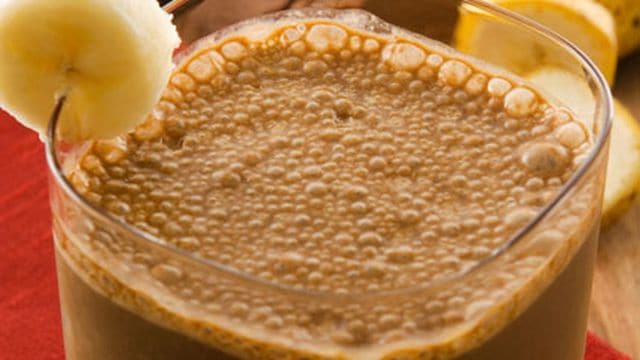 سموثي الشوكولاته بالموز الرائع