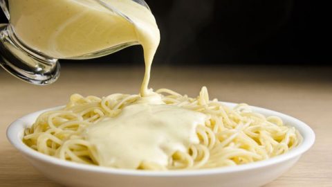 كيف تجهزين مكرونة بالبشاميل بدون فرن؟