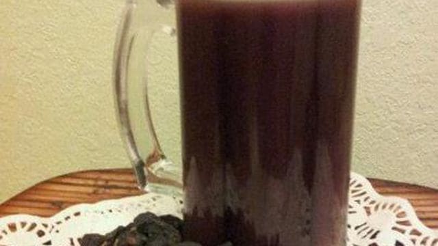 أسهل طريقة لتجهيز عصير الزبيب الأسود