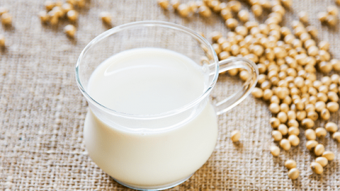 سموثي حليب الصويا اللذيذ