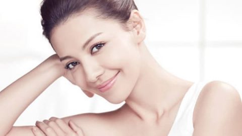 وصفة سهلة وسريعة لتفتيح البشرة