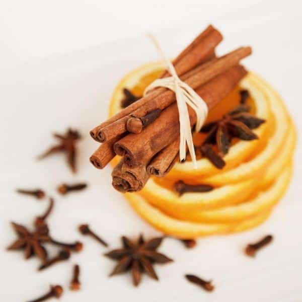 قناع العسل والقرفة للتخلص من الرؤوس السوداء