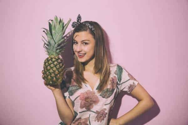 أقنعة الأناناس للعناية بالبشرة وغلق المسام