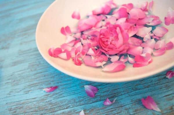 نصائح للاعتناء بالبشرة المتعبة