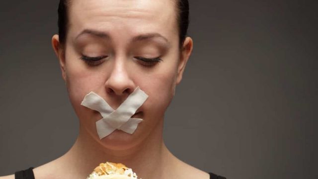 طرق خاطئة يتبعها البعض من أجل فقدان الوزن