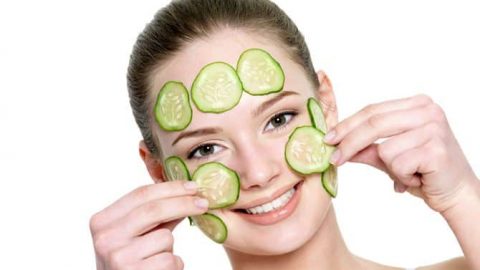 قناع الخيار والزبادي والشوفان لترطيب البشرة الدهنية