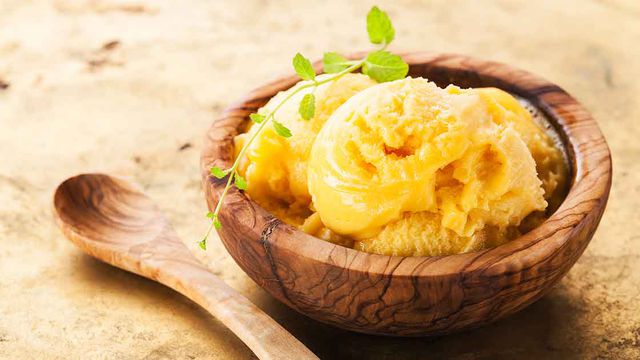 طريقة تجهيز ايس كريم المانجو في المنزل