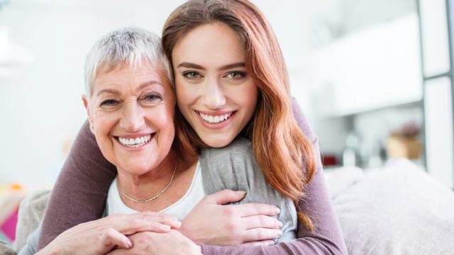 حيل بسيطة لتكسبي ود حماتك