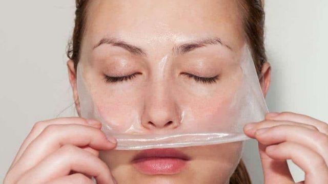 خطوات تقشير البشرة بشكل صحيح