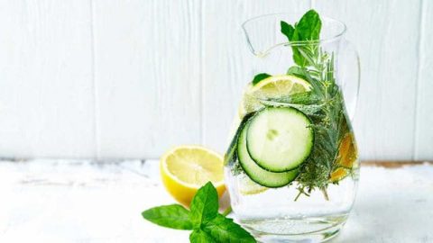 مشروب الديتوكس للتخسيس وللقضاء على السموم في الجسم