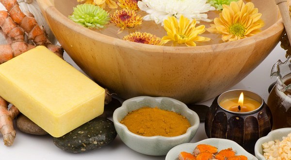 الكركم مفيد للقولون