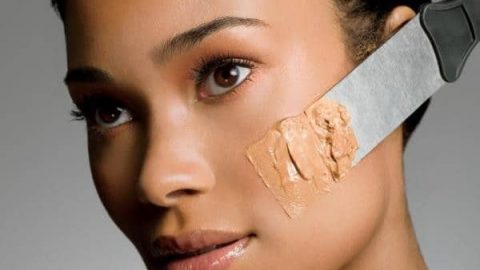 احصلي على تغطية مثالية مع كريم الأساس المعدني