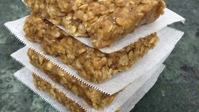 فاجئي أطفالك بحلي زبدة الفول السوداني