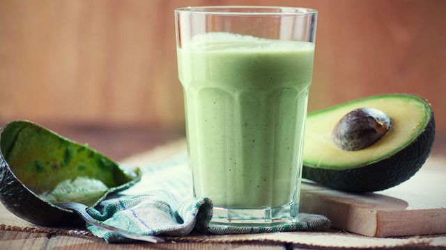 للحوامل عليك تجربة عصير الأفوكادو