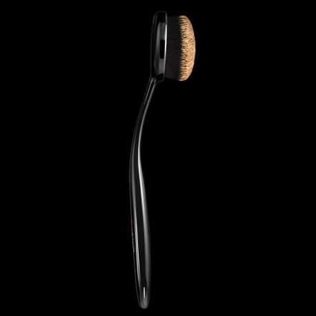 MATTE DEFINITION FOUNDATION BRUSH