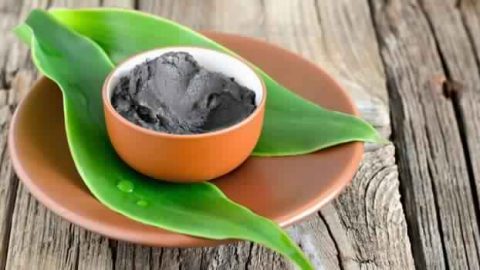 قناع الطين المنظف للشعر الدهني