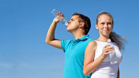 5 فوائد مذهلة لشرب الماء..تعرفي عليها