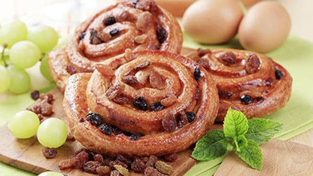 كرواسون رائع بالزبيب