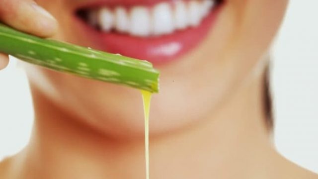 الألوة فيرا للعناية بالبشرة الجافة