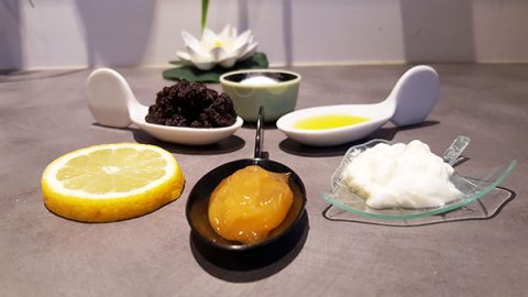 10 مقشرات محلية الصنع لبشرة نضره على الدوام (2)