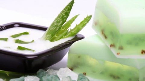 قناع التفاح والصبار والعنب لمكافحة التجاعيد