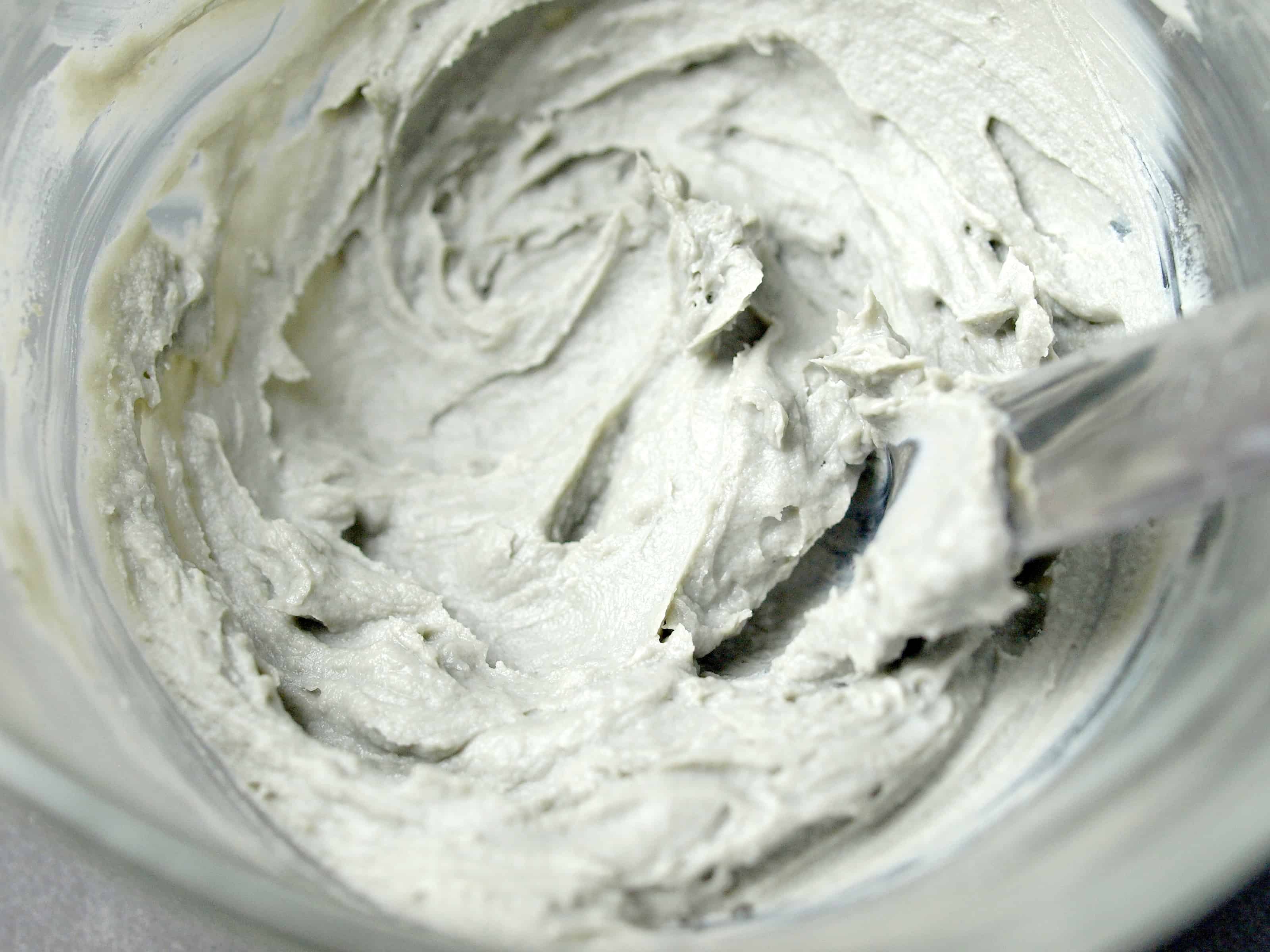 قناع طين البنتونيت