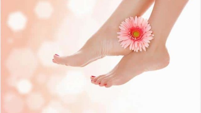 إليك هذه الخلطات الفعالة التي ستبطئ نمو الشعر بعد إزالته