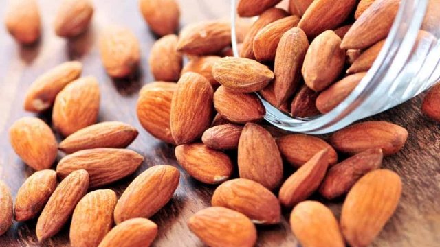 تعرفي على فوائد اللوز الصحية