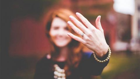 تصرفات غريبة لا تقومي بها بعد الخطوبة