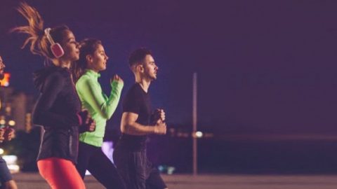 شاركي في سباق العدْو المسائي خلال ليالي رمضان في دبي