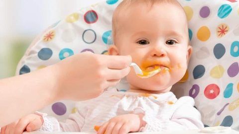 كيف تغذي طفلك خلال شهر رمضان؟