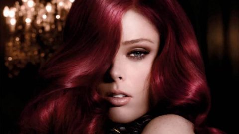 كيف تضعين الحناء الحمراء على الشعر بالتفصيل؟