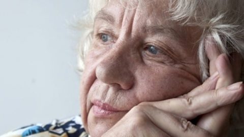 ثلث النساء يعانين من التبول اللاإرادي وسببه الأساسي الحمل والولادة