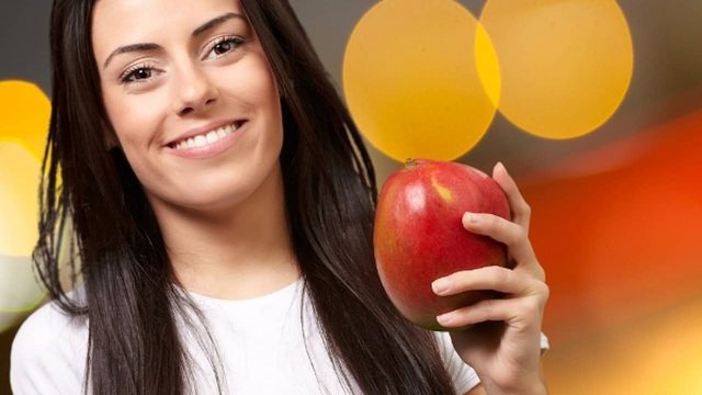 وصفات رائعة من المانجو للعناية بالشعر