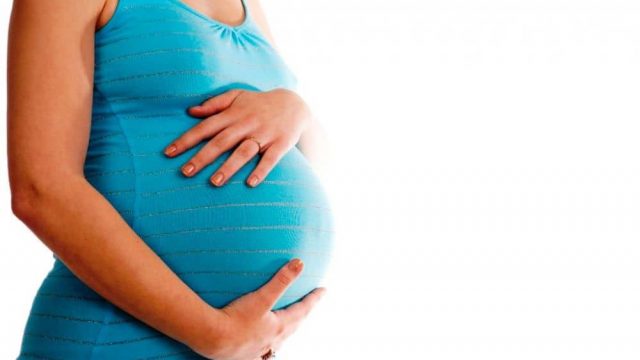 نصائح للمرأة الحامل خلال فصل الصيف