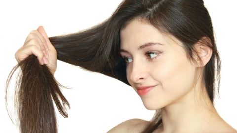 تعرفي على أفضل المستحضرات المستخدمة لعلاج الشعر الخفيف