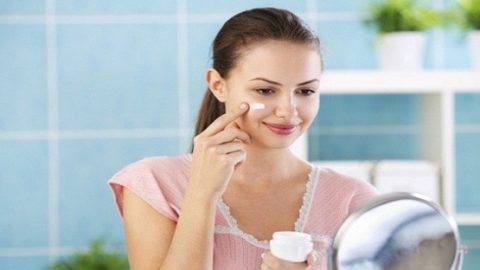 امنحي بشرتك الجافة الترطيب الكامل من خلال هذه الوصفات