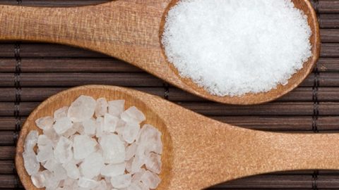 ماهو المقدار الأقصى المنصوح بتناوله يوميا من الملح والسكر؟