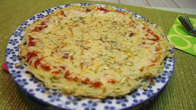 بيتزا سريعة التحضير وبدون عجينة