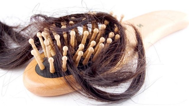 البصل للتخلص من مشكلة تساقط الشعر