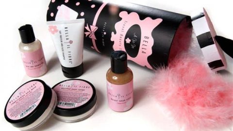 أدوات تجميل ضرورية لإطلالة ماكياج يومية