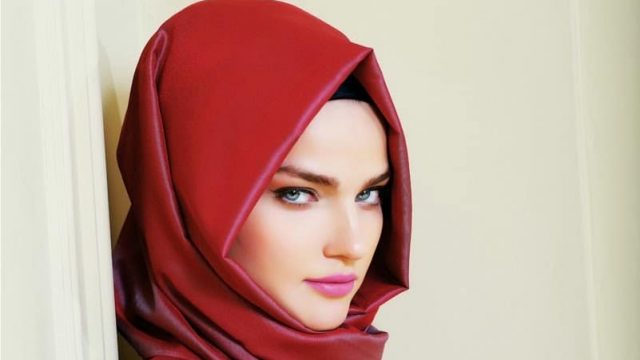 أفضل النصائح لشعر صحي مع الحجاب