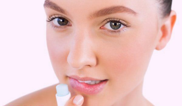 نصائح للتعامل مع جفاف الشفاه في رمضان