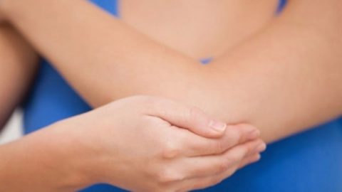 علاجات منزلية ضد جفاف المرفقين