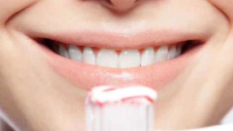 كيفية العناية بصحة الأسنان في شهر رمضان المبارك